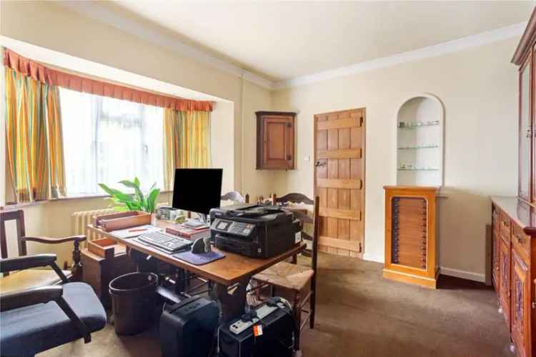 1.28 Acre Detached Turner House in Cuckfield