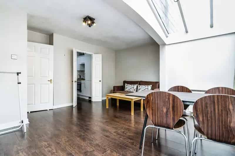 1 Bedroom Flat to Rent Manchester M1 - City Centre Apartment with Rooftop Terrace