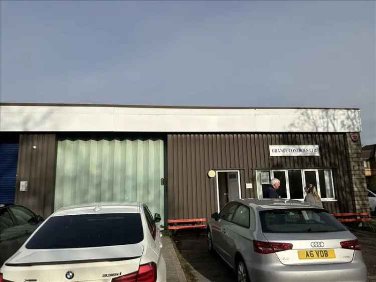 Light Industrial Warehouse Unit To Let - Excellent M4/M5 Access