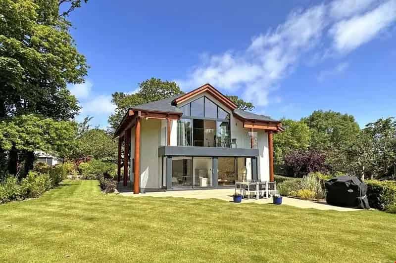 4 Bedroom Detached House for Sale near St Ives Bay