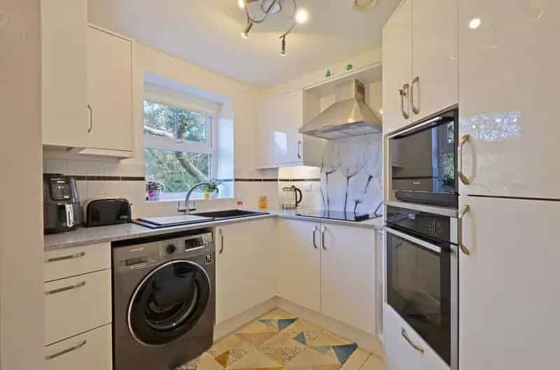 1 Bedroom Apartment for Sale