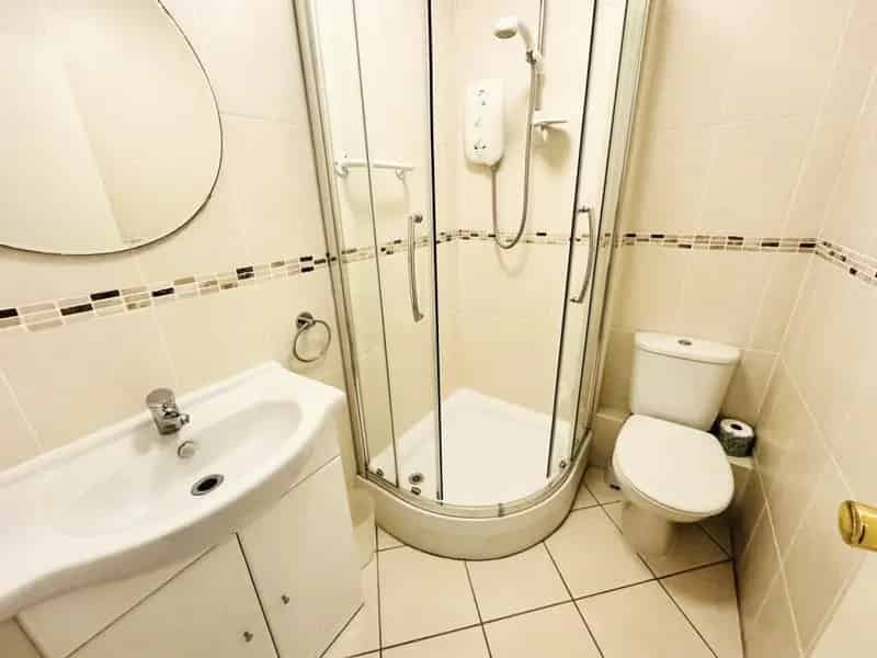 3 Bedroom Flat with Balcony and Partial Sea Views Zero Deposit Available
