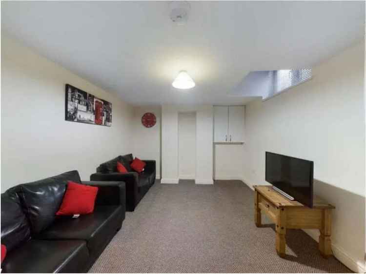 Two Lovely Rooms to Rent in Northampton Kingsley Area