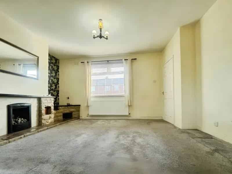 3 Bedroom House For Sale 1034 SQ FT