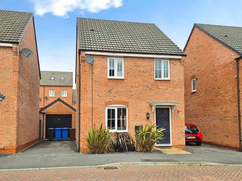 3 Bedroom Detached House for Sale