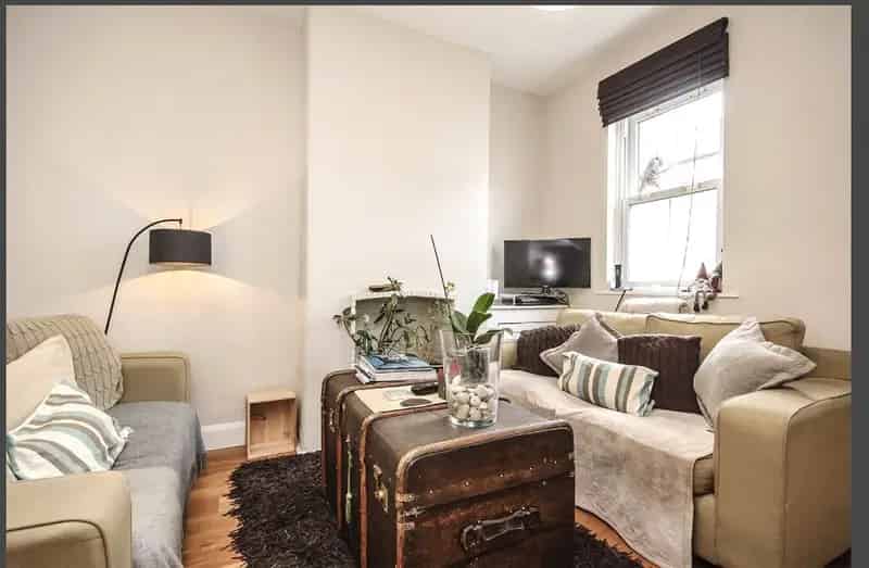 2 Bedroom House Windsor Town Centre