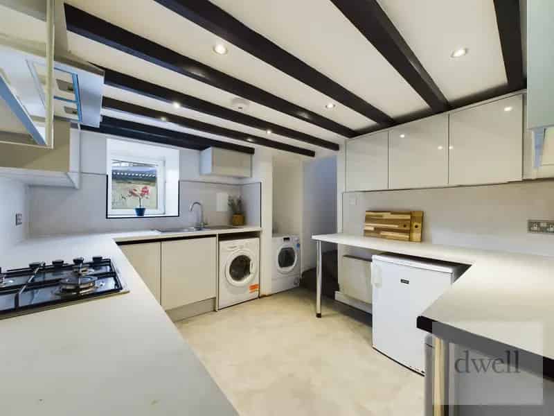 1 Bedroom House Share in Leeds for Young Professionals