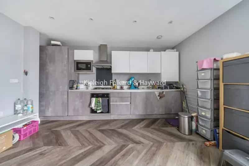 Flat For Rent , London, England