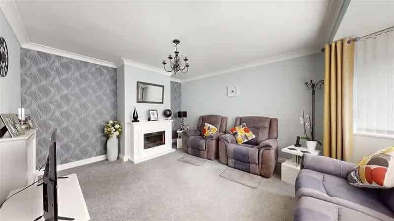3 Bed House for Sale Lampton Grove