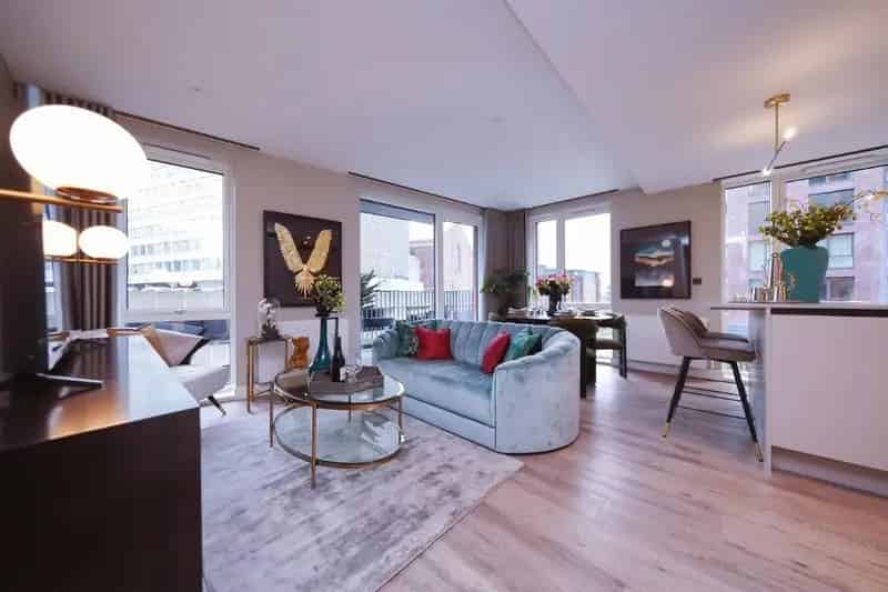 2 Bedroom Apartment for Sale Snow Hill Wharf