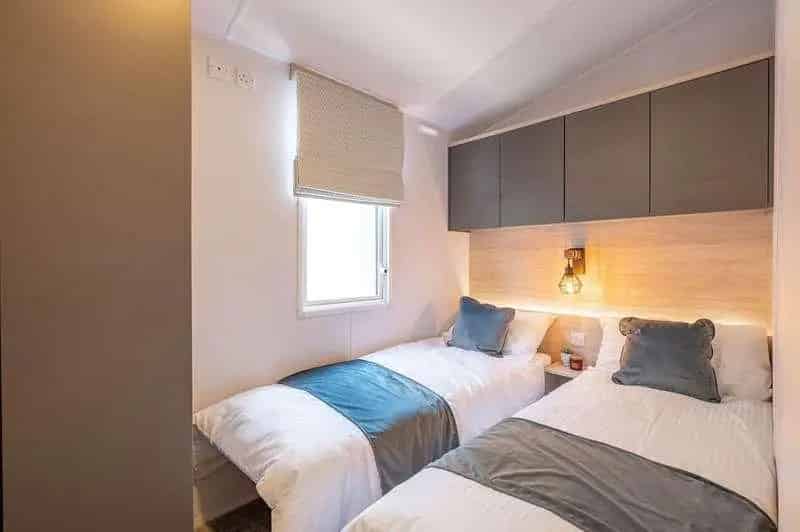 2 bed property for sale