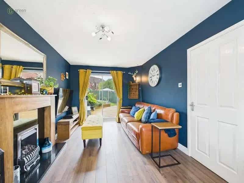 3 bed house for sale