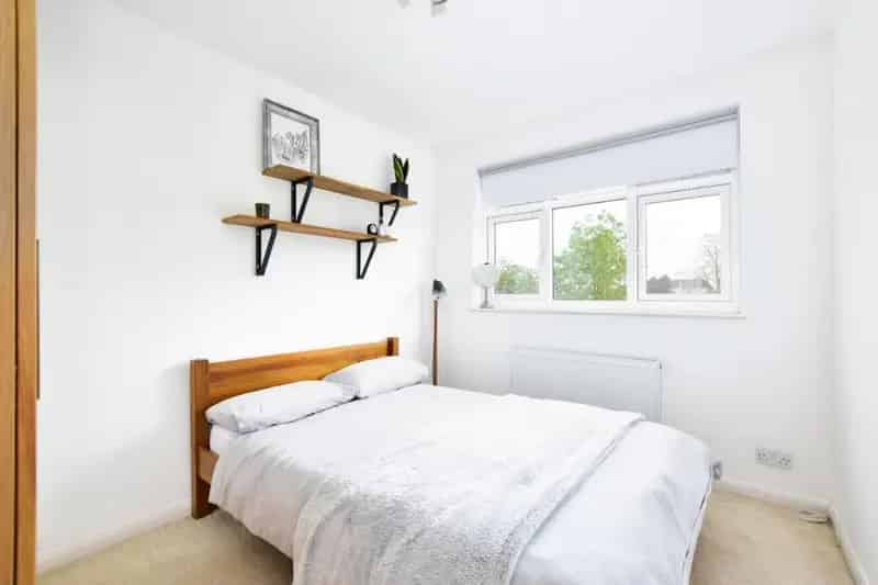 3 Bed Semi-Detached House for Sale Croxley Green