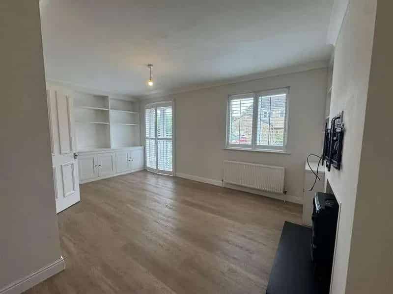 4 Bed House for Sale Menston - Family Home Near Train Station