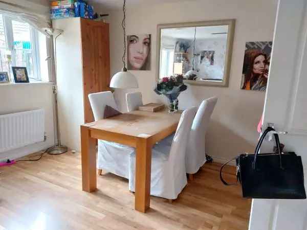 House For Rent in Basingstoke and Deane, England