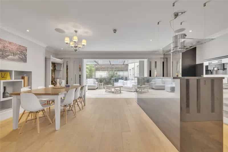 2 bedroom flat/apartment in 1-19 Kingsmill Terrace
