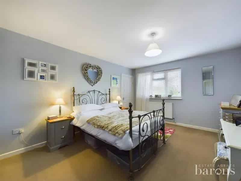 2 Bedroom Semi-Detached Bungalow for Sale Cliddesden