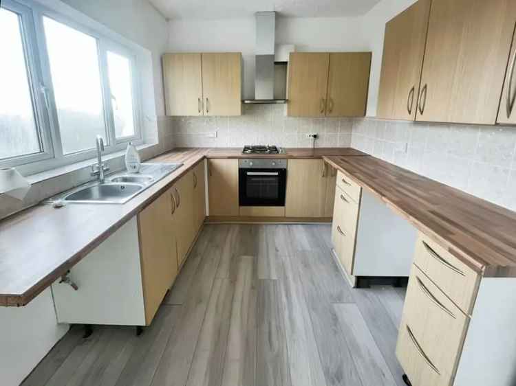 4 bedroom  Flat to rent, Grimsby, Lincolnshire, DN31