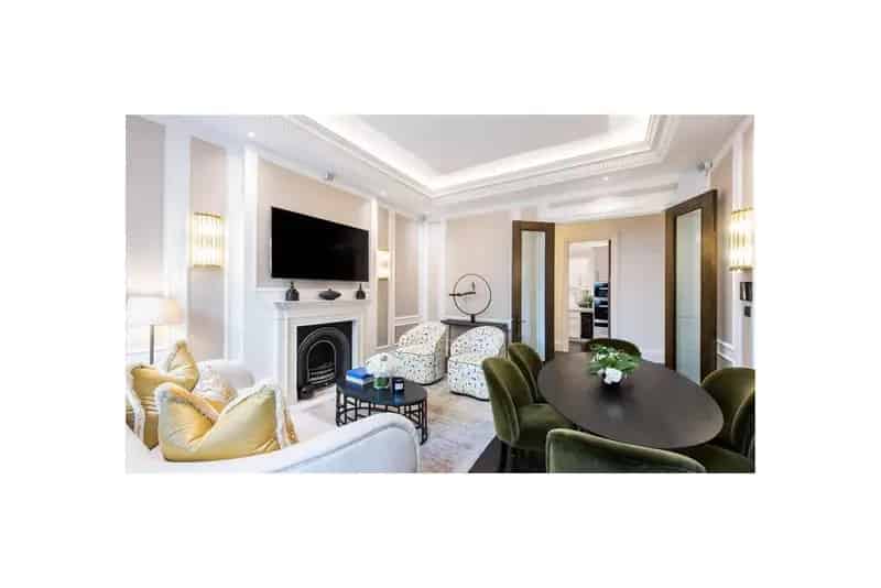 2 Bedroom Duplex Apartment near Hyde Park