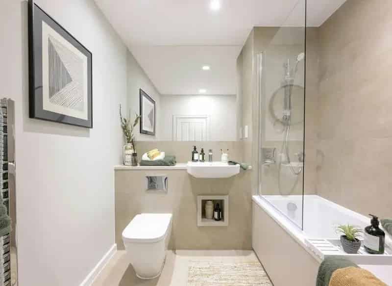 One Bedroom Apartment Clapham South West London Balcony 6.12 Yield