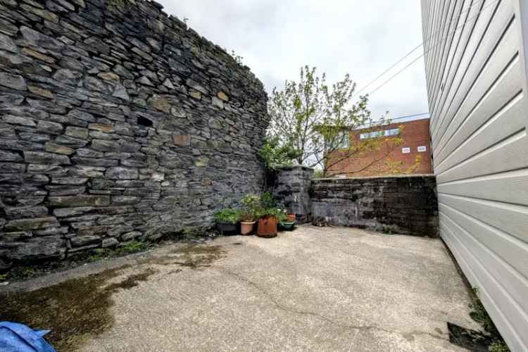 4 Bedroom Detached House For Rent
