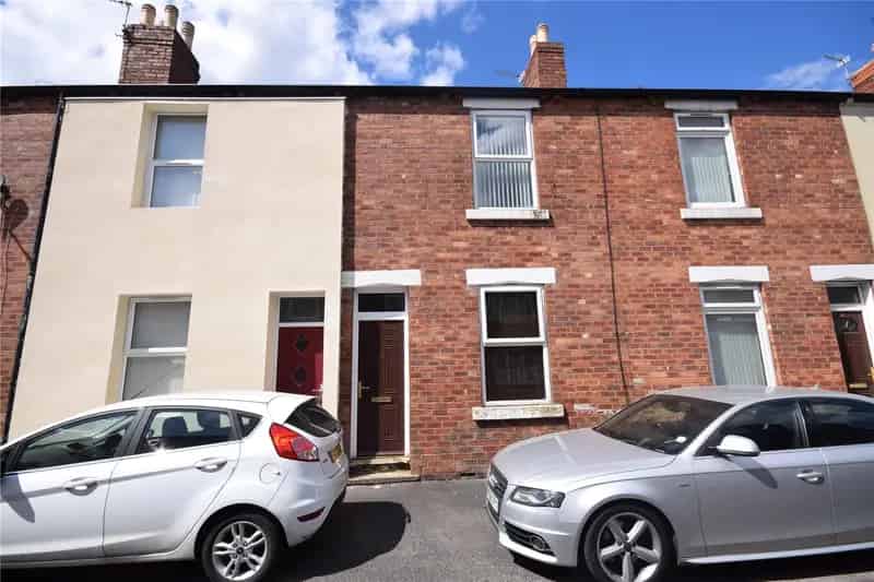 Two Bedroom Terraced House WF2 - Ideal First Time Buyer Home