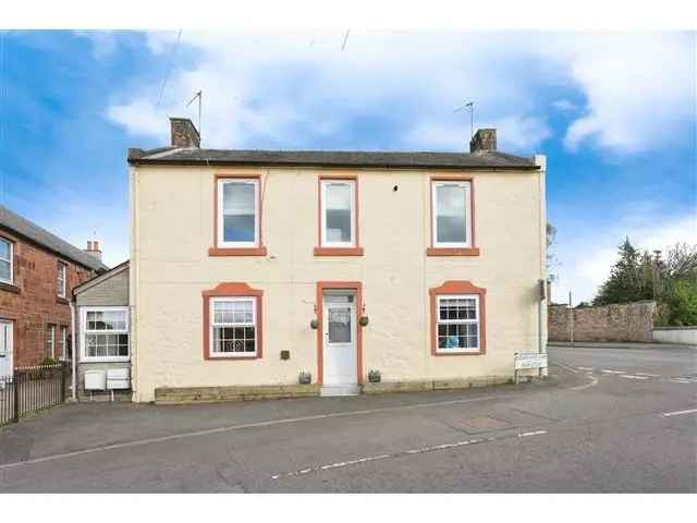 2 Bedroom Flat for Sale in Mauchline