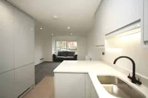 1 Bedroom Apartment Near University of Leeds