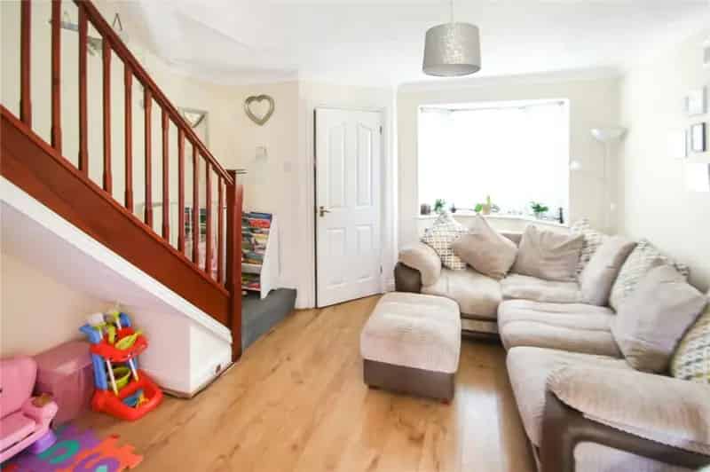 2 bedroom House
 To Rent