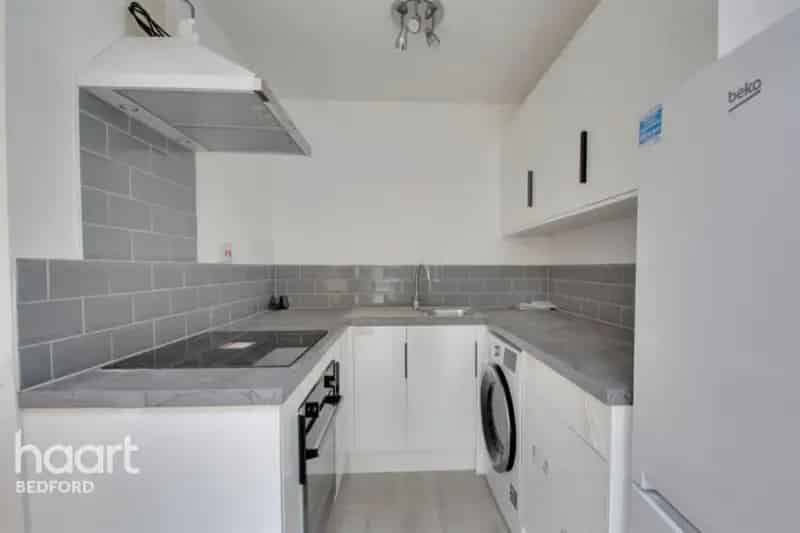 1 Bedroom Semi-Detached House for Sale