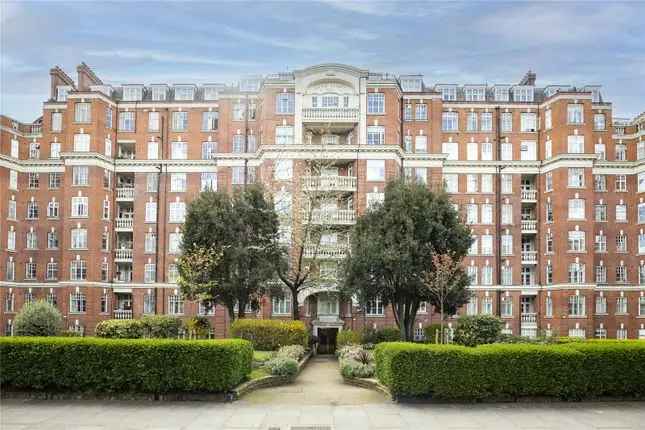 Flat for sale in Maida Vale, London W9