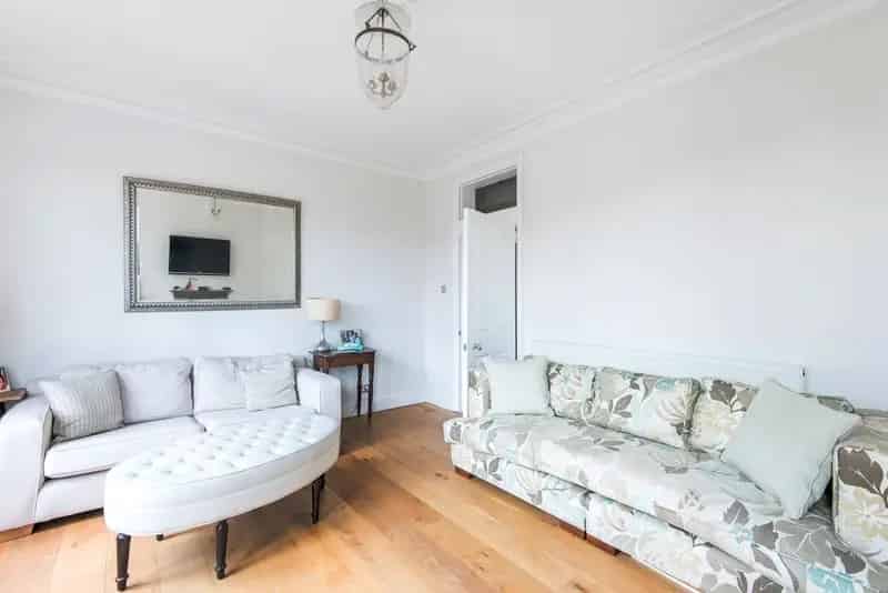 3 Double Bedroom Flat Near Kings Road River Thames