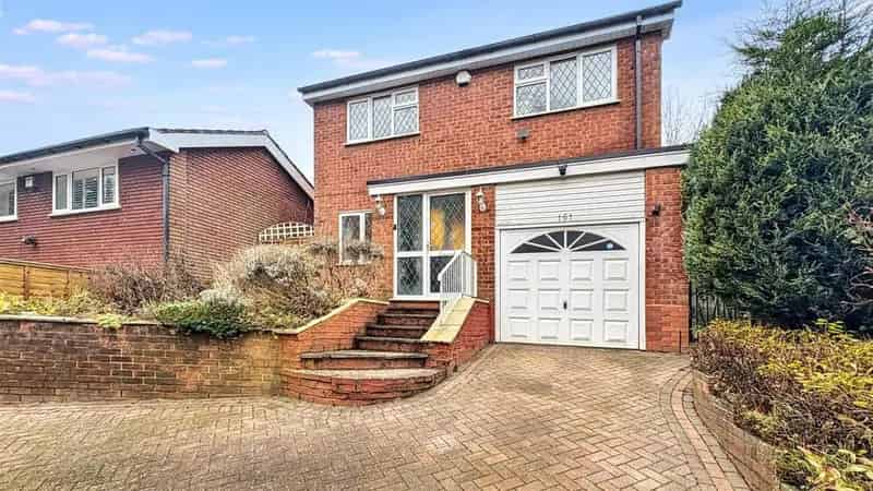 3 Bedroom Detached House for Sale