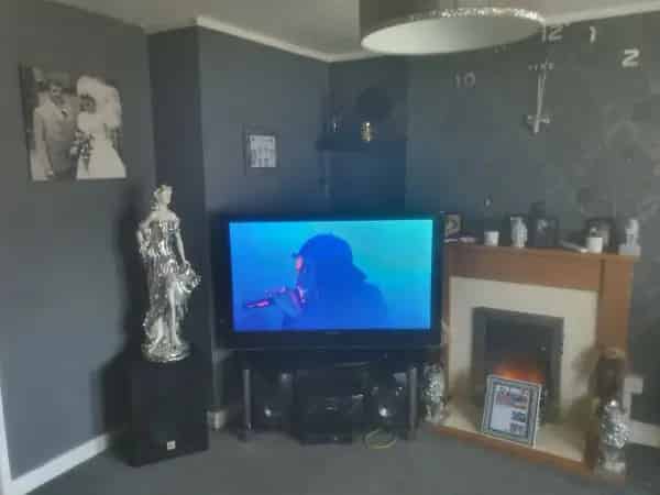 2 Bed Flat Near Shops and Schools