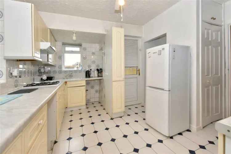 House For Sale in 120, Spen Lane, Leeds, England