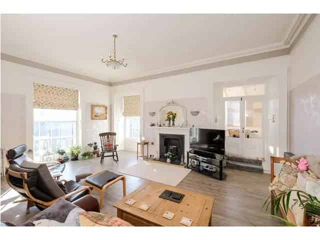 5 Bedroom Detached Georgian House For Sale