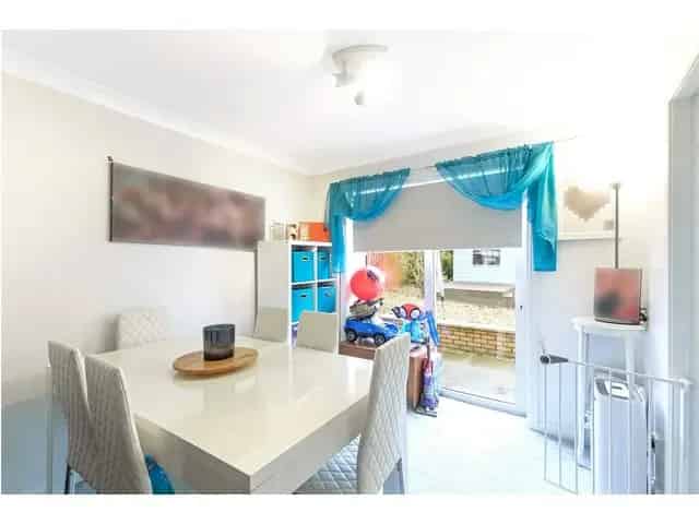 3 Bedroom Detached House for Sale in Larkhall