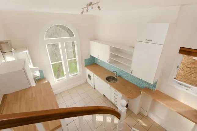 Flat for sale in Clifton Gardens, Little Venice, London W9