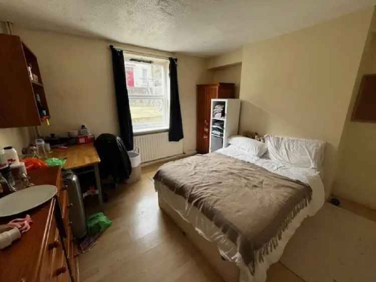 6 Bedroom House Student Accommodation Bills Included