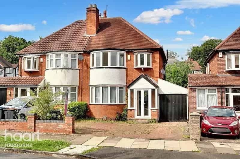 3 Bedroom Semi-Detached House for Sale