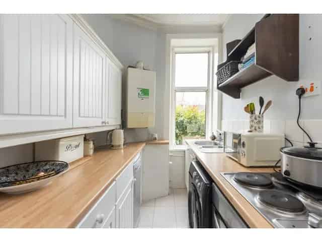 1 Bedroom Flat for Sale in Bonnyrigg