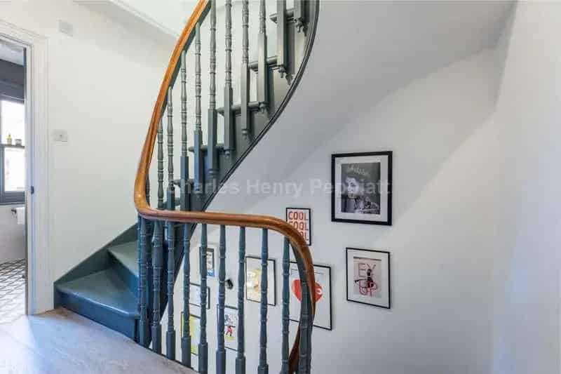 3 Bed Flat for Sale near Primrose Hill, London