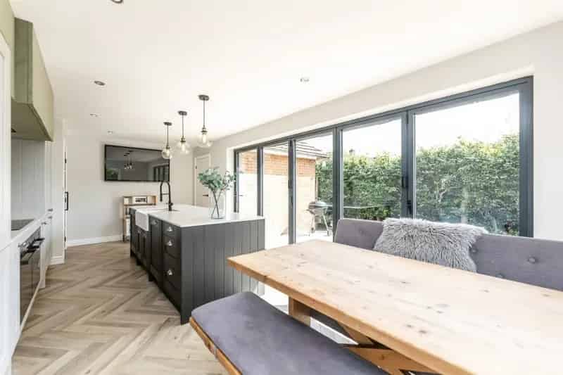 Knaresborough 3-Bed Detached Bungalow Modern Kitchen Updated Bathroom Ample Parking