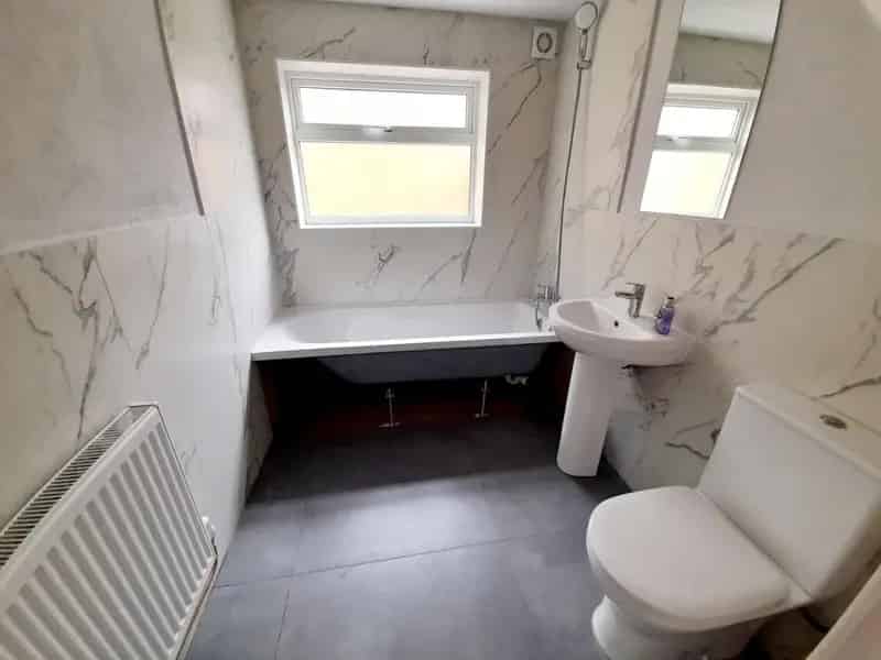 2 bedroom House
 For Sale