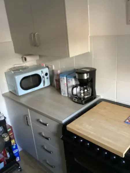 2 Bedroom Mews House with Kitchen Diner