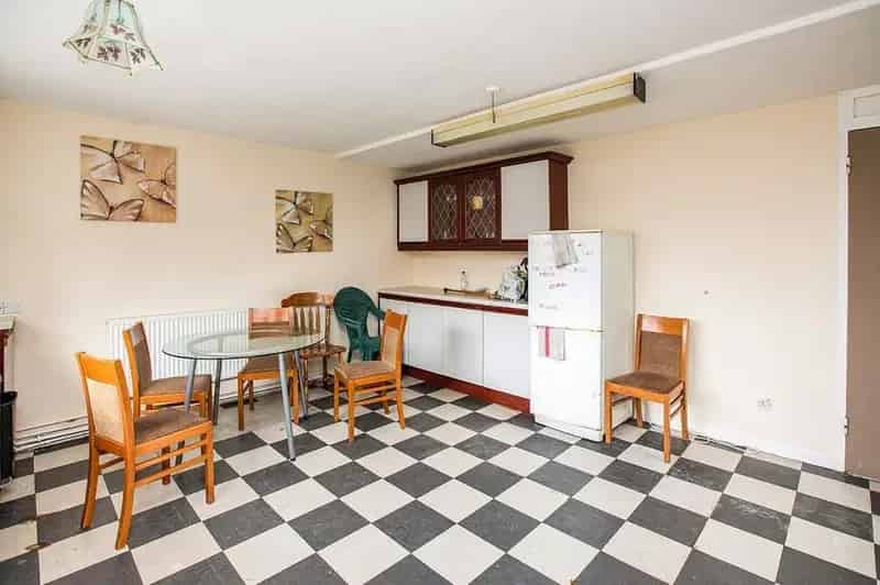 4 Bedroom House to Rent London E15 July 12th Available