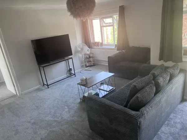 Flat For Rent in Dudley, England