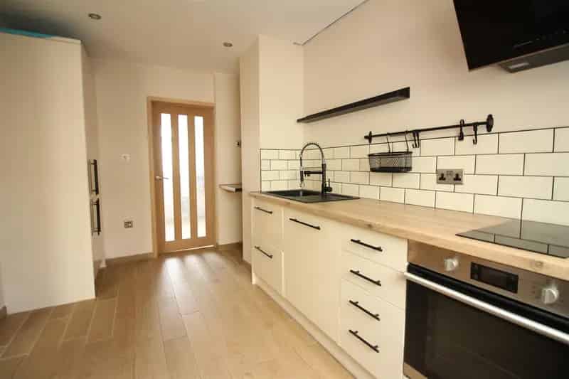 3 Bedroom Townhouse House to Rent