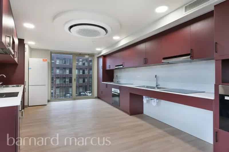 Luxury Studio Apartment in Feltham - Bills Included
