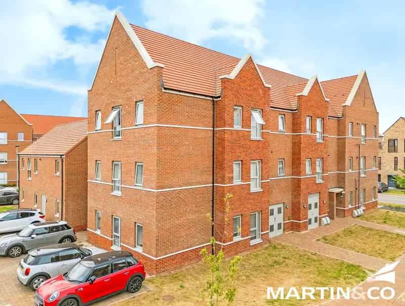 1 Bedroom Apartment for Sale